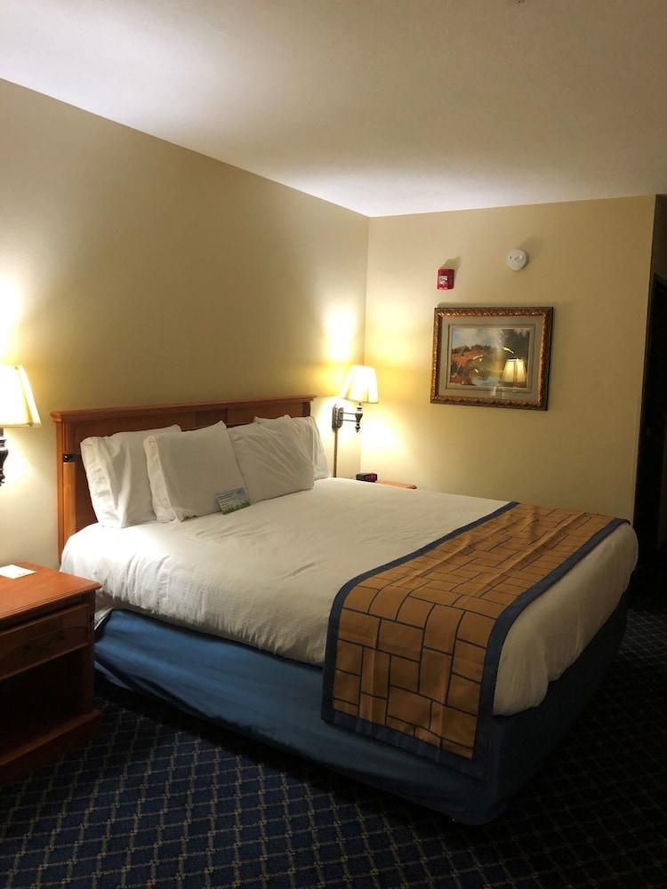 Days Inn By Wyndham Brigham City Bagian luar foto
