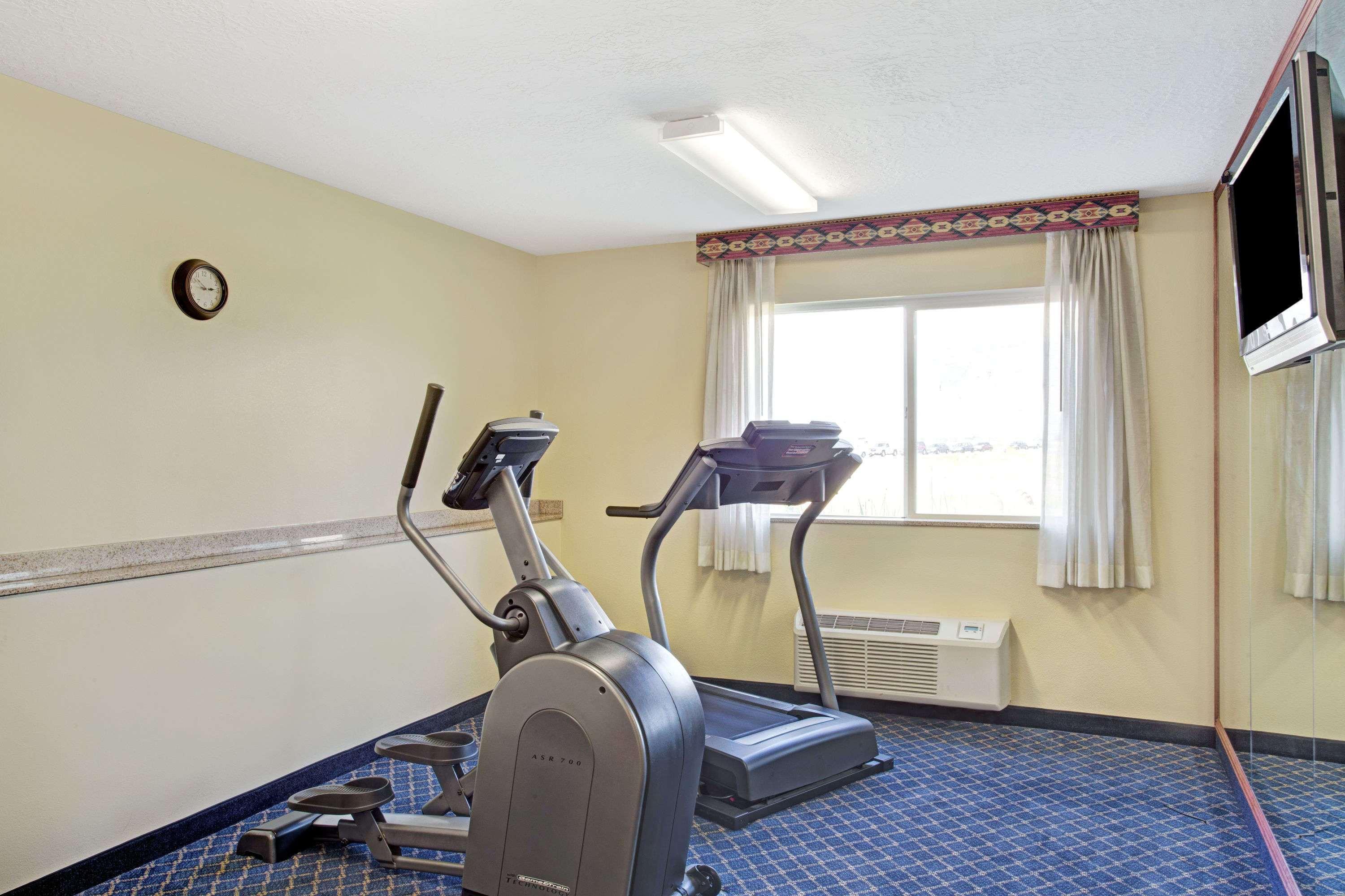 Days Inn By Wyndham Brigham City Bagian luar foto